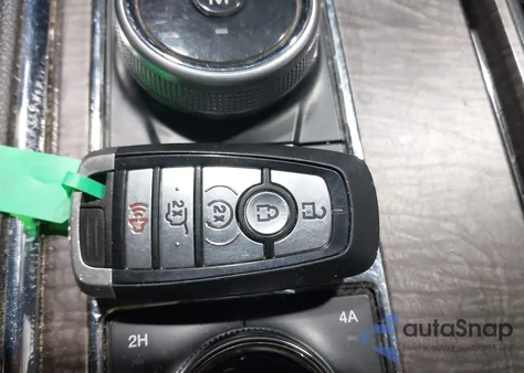 2019 Ford Expedition Max Limited z USA, uszkodzony, nr VIN 1FMJK2AT1KEA34484